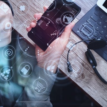 Image of cell phone using VOIP