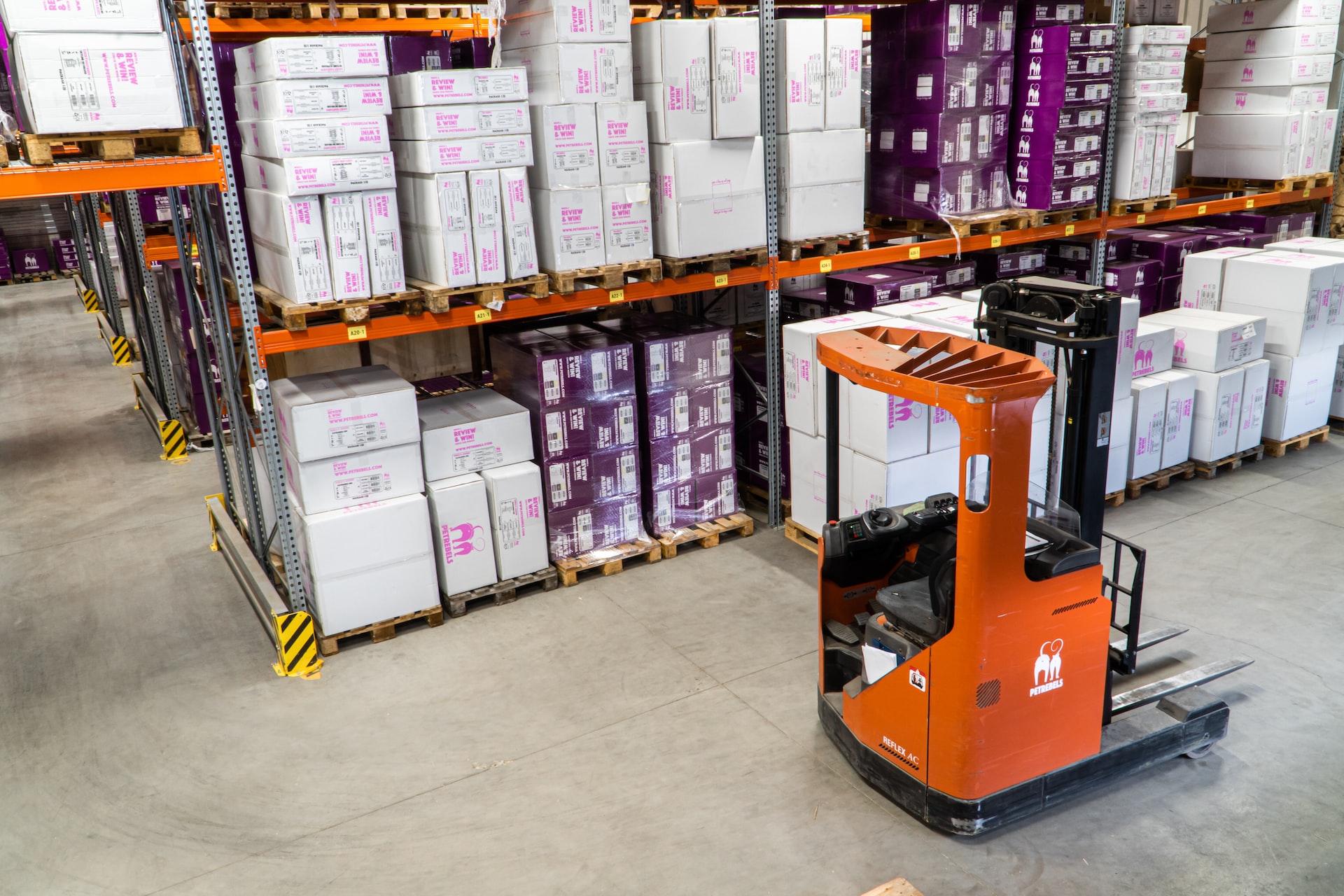 getting a product from a warehouse with a forklift