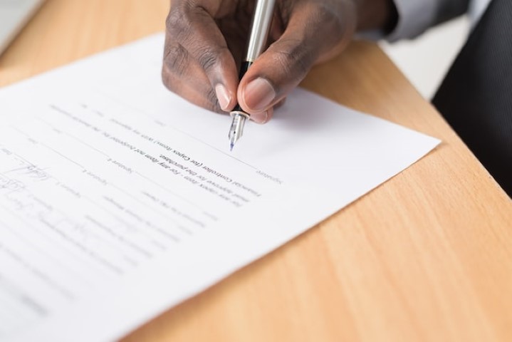 signing a hiring agreement