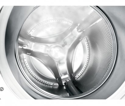 GE Energy Star Front Load Washer 4.5 DOE cu. ft washing machine inside drum