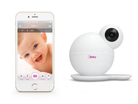 iBaby M6S baby monitor white smartphone baby picture