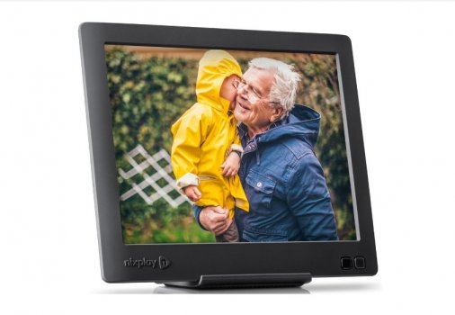 Nixplay Edge 8 digital photo frame front black